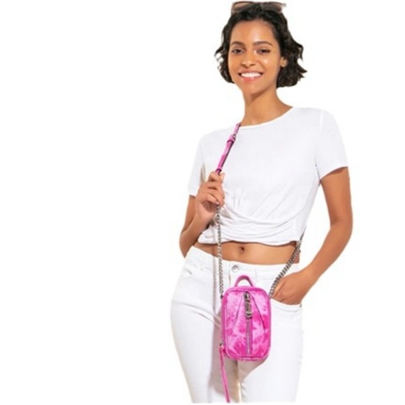 Aimee Kestenberg Handbags - Aimee Kestenberg Women's Leather
Crossbody w/RFID Tamitha
Barbiecore Pink NWT